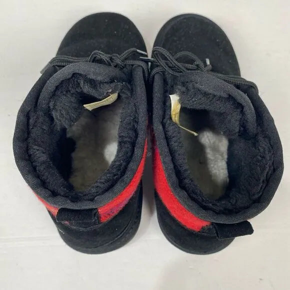 UGG boots Big boys size 7 with laces and logo in black and red with checkered.