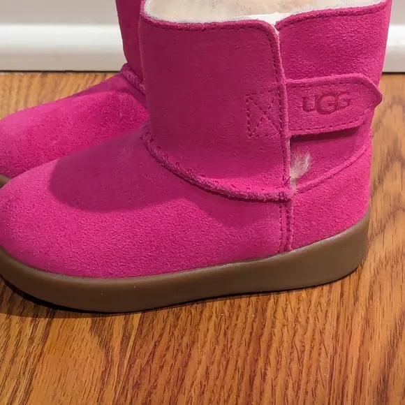 UGG Keelan Pink Azalea boots