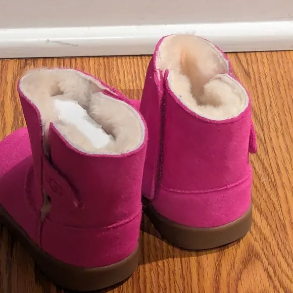 UGG Keelan Pink Azalea boots