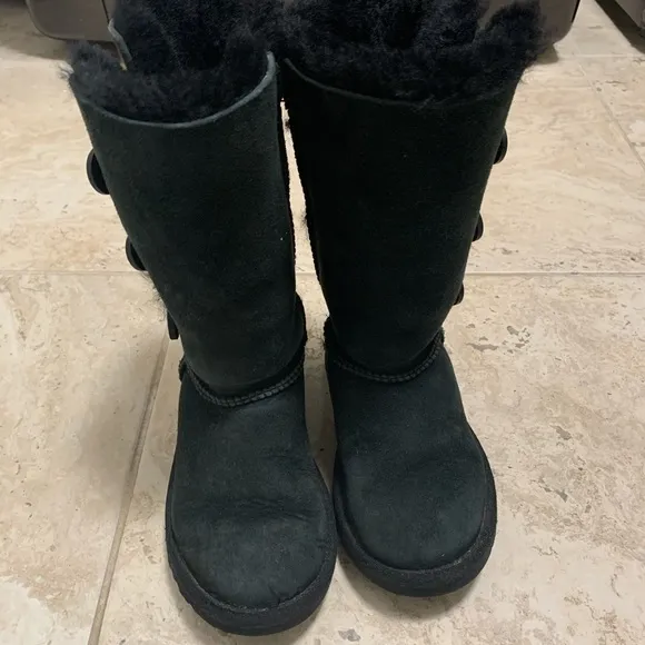 UGG Kids Bailey Button Black Boots