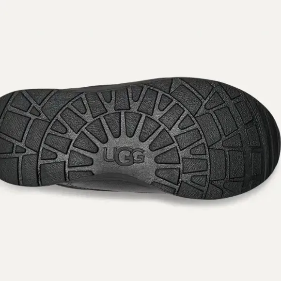 UGG Kids Yose Puffer Lace boots