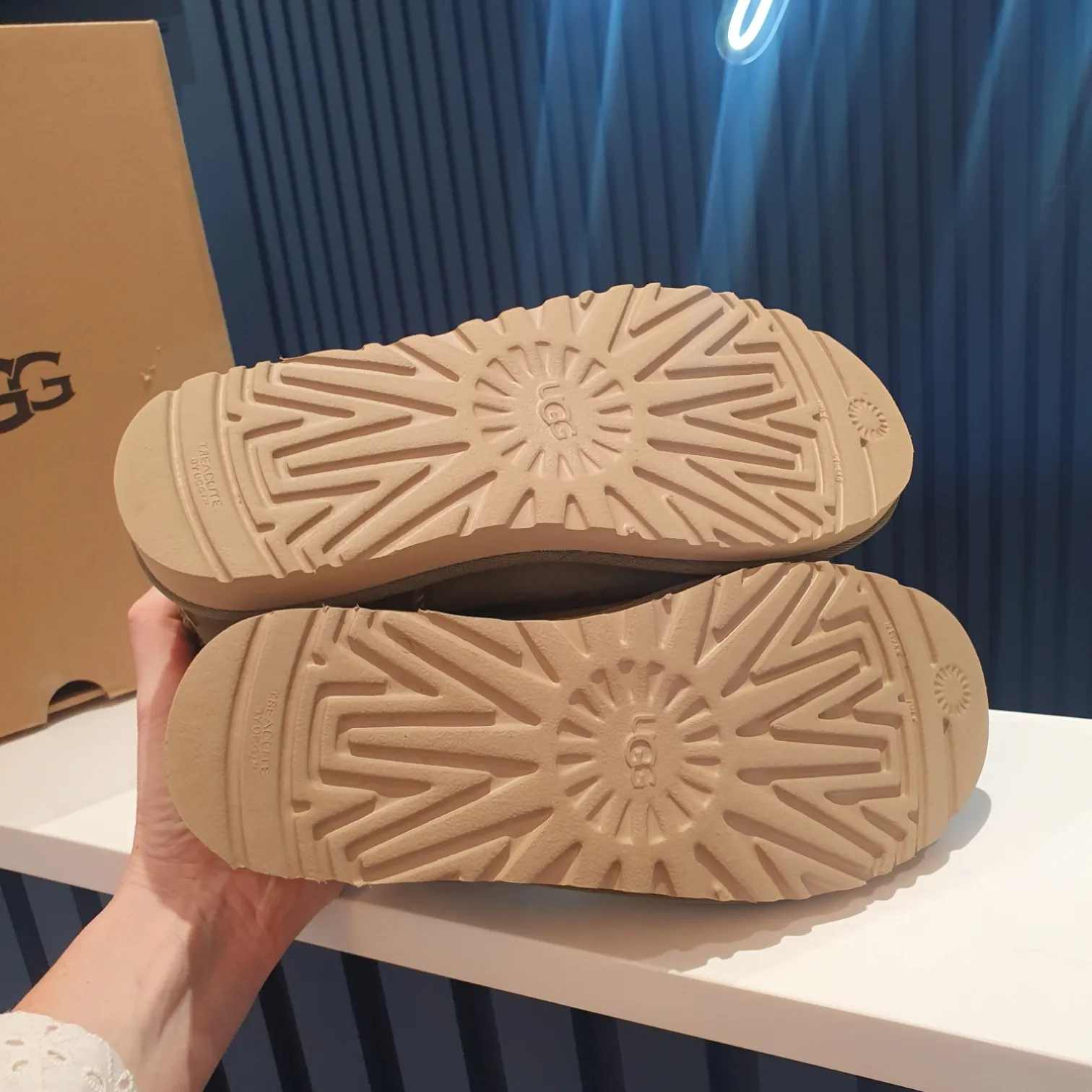 UGG ultra mini boots, Olive green, BNWT
