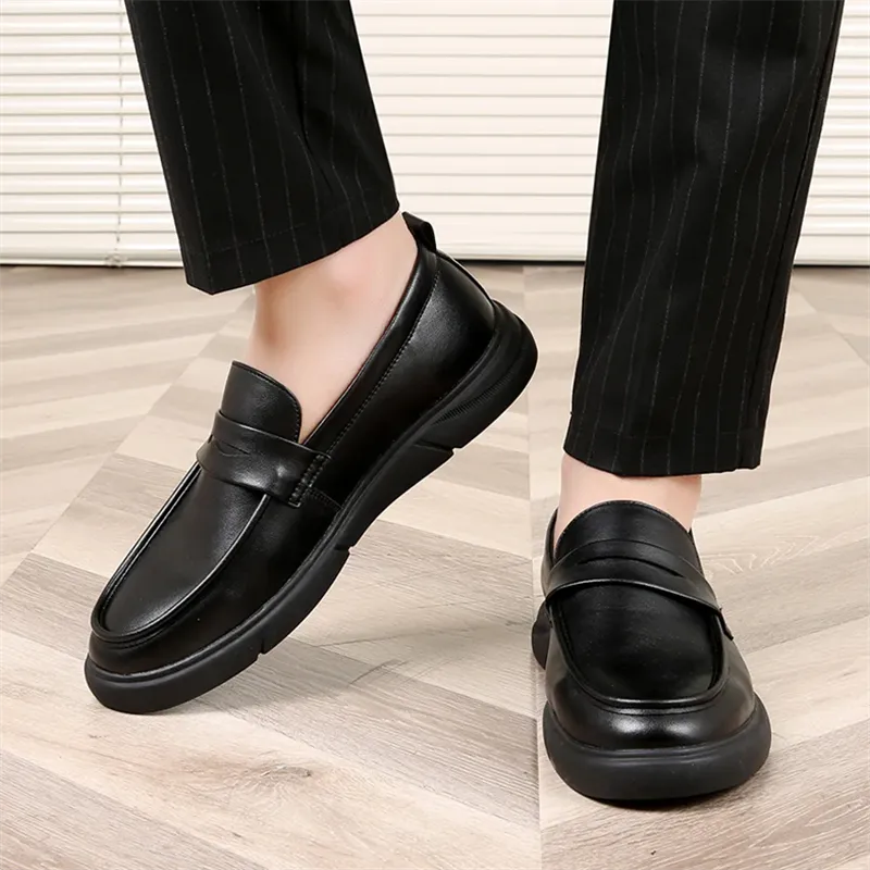 Versatile Black Round Toe Dress Shoes for Male